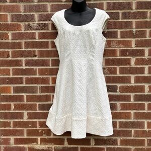 Vince Camuto Women’s Sz 8 Fit and Flare Cap Sleeve White Textured Dress